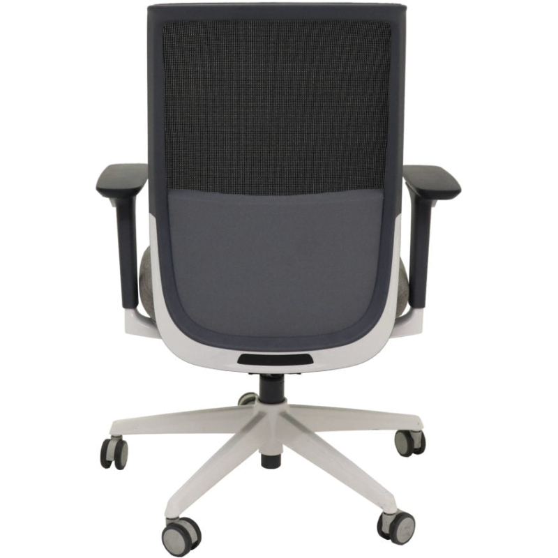 Motion Mesh Chair - Image 4