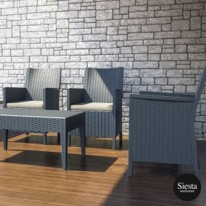 3 seat california tub chair with cushion and tequila coffee table