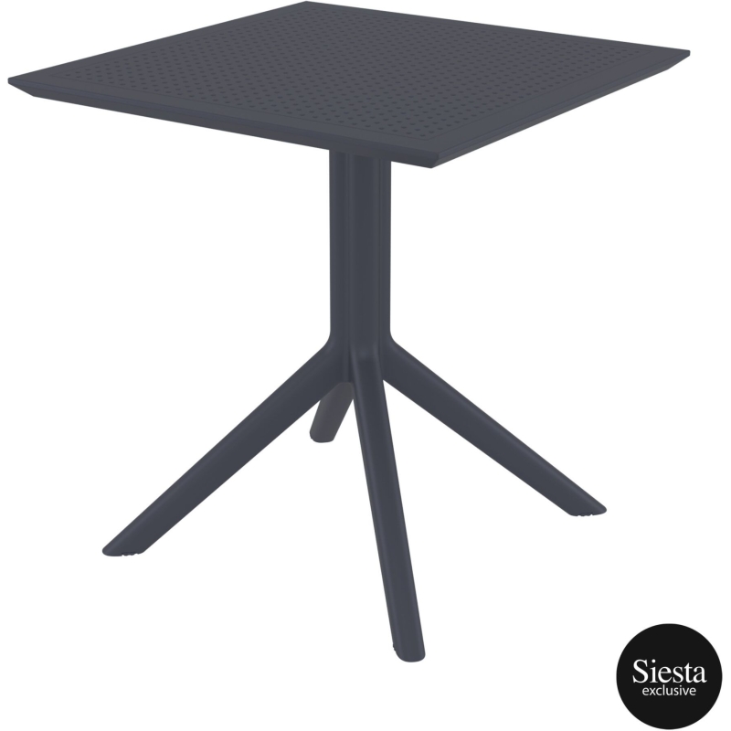 3 piece setting with sky chair