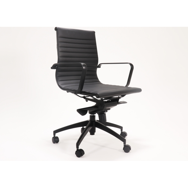 pu605 medium executive chair