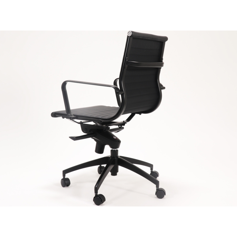pu605 medium executive chair