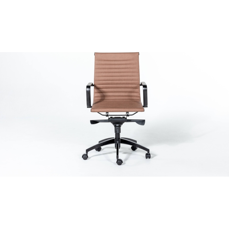 pu605 medium executive chair