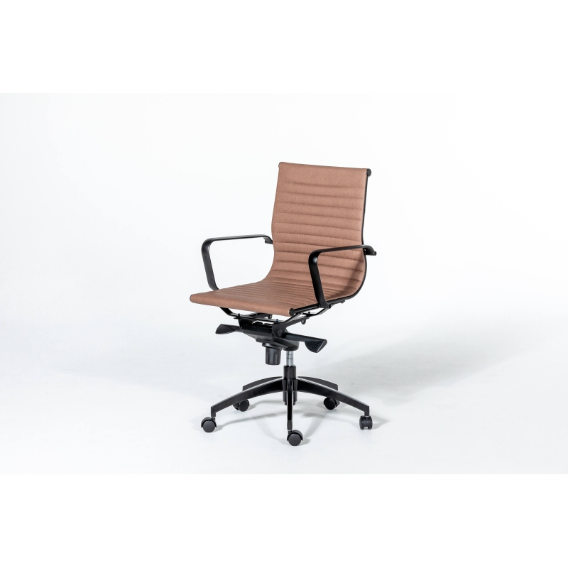 pu605 medium executive chair