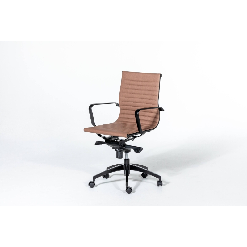 pu605 medium executive chair