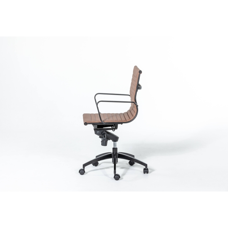 pu605 medium executive chair